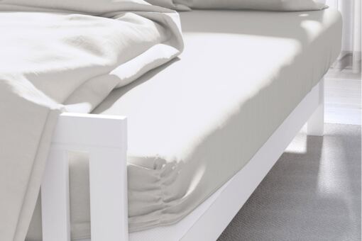 100% Cotton 200 Count Ultra Deep 46cm Fitted Sheet (Percale) 100% Cotton 200 Count Ultra Deep 46cm Fitted Sheet (Percale)