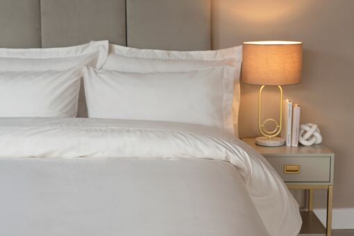 Egyptian Cotton 200 Count Extra Deep 38cm Fitted Sheet Egyptian Cotton 200 Count Extra Deep 38cm Fitted Sheet