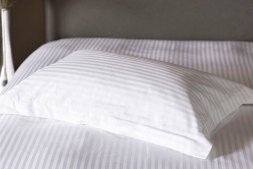 Hotel Suite 540 Count Satin Stripe Oxford Pillowcase Hotel Suite 540 Count Satin Stripe Oxford Pillowcase