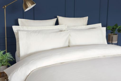 Cotton Sateen 600 Count Extra Deep 38cm Fitted Sheet Cotton Sateen 600 Count Extra Deep 38cm Fitted Sheet