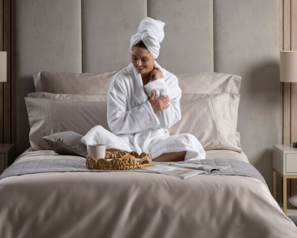 Best breathable bedding and pillows for perimenopause