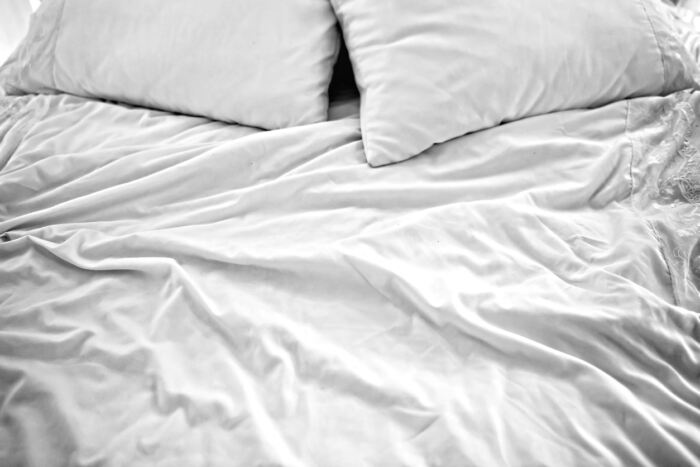 How to get wrinkles out of your bedding