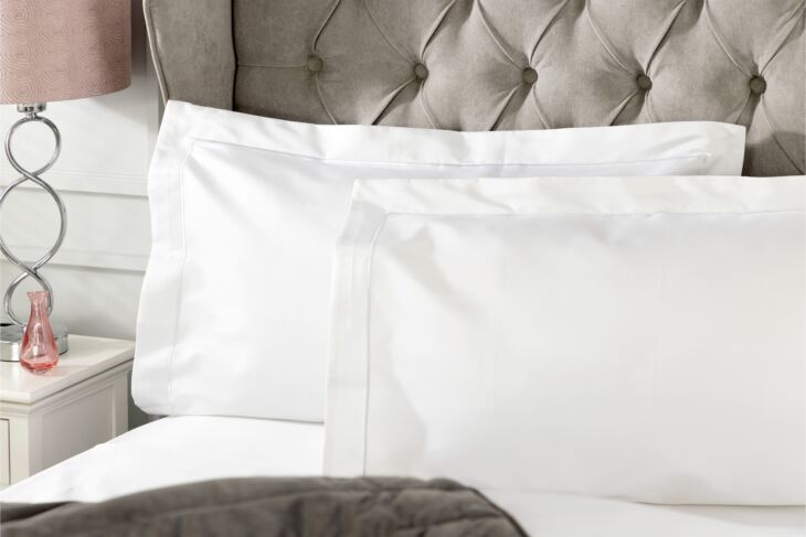 Cotton Sateen 1000 Count Oxford Pillowcase Belledorm