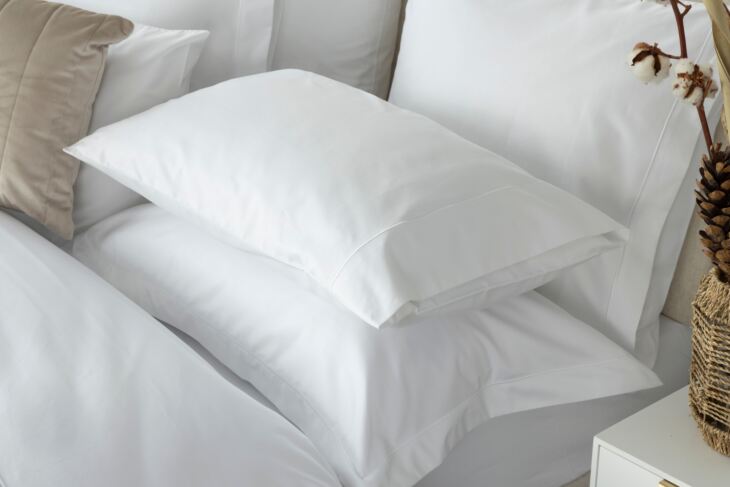 Egyptian Cotton 400 Count Standard Housewife Pillowcase Belledorm
