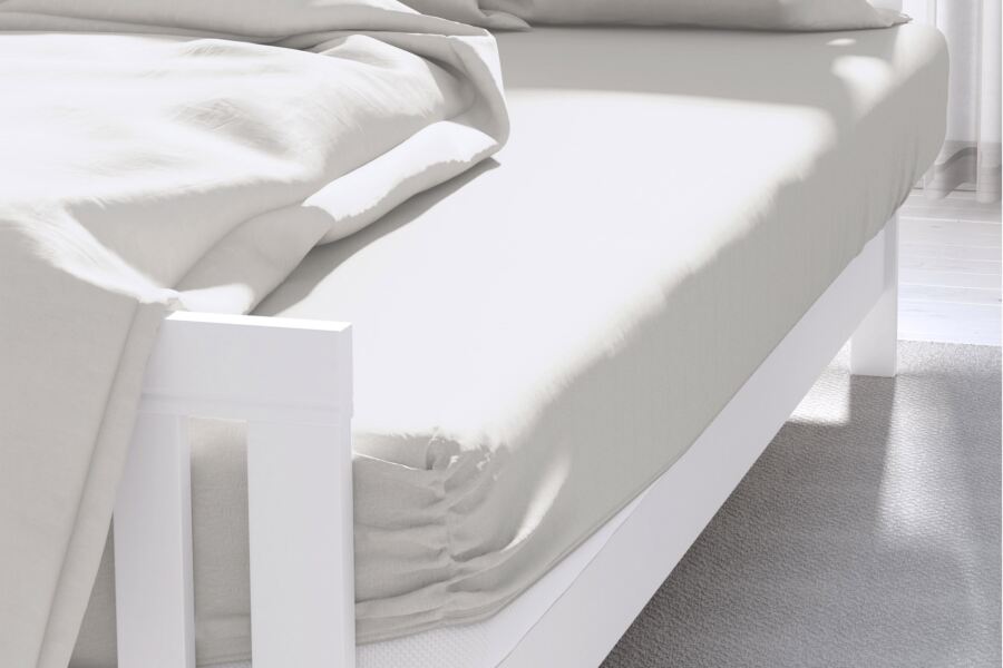 How To Hang Bed Sheets On A Washing Line