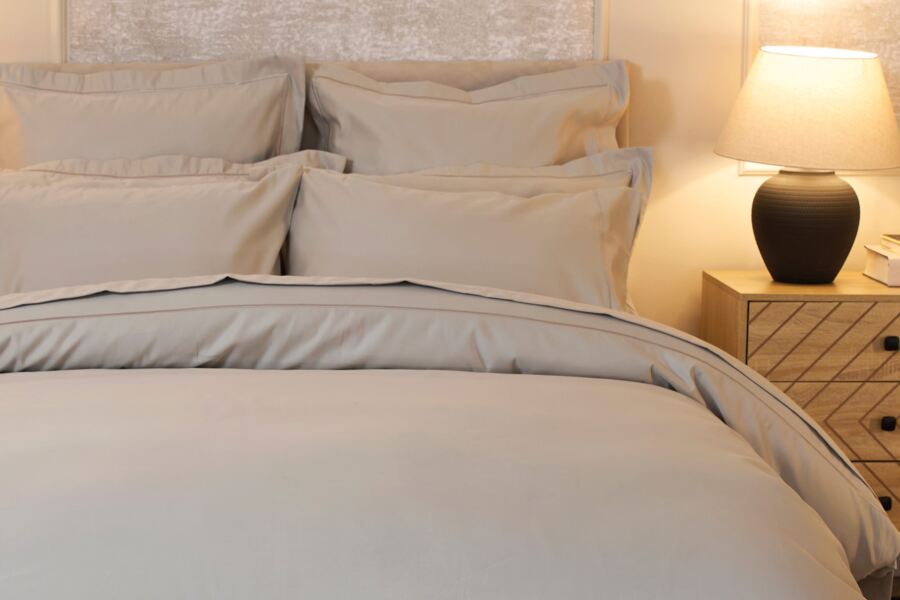 Pure Egyptian Cotton Sateen 1000 Count Oxford Pillowcase Pure Egyptian Cotton Sateen 1000 Count Oxford Pillowcase