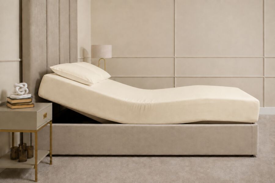 Jersey Fitted Sheet  25cm - 38cm Depth
