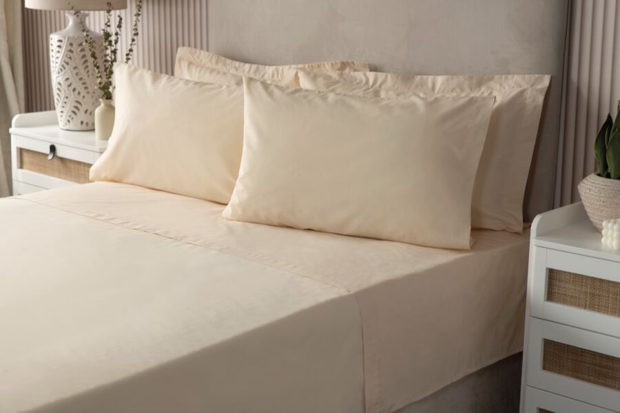 200 Count Polycotton Oxford Pillowcase (Percale) 200 Count Polycotton Oxford Pillowcase (Percale)