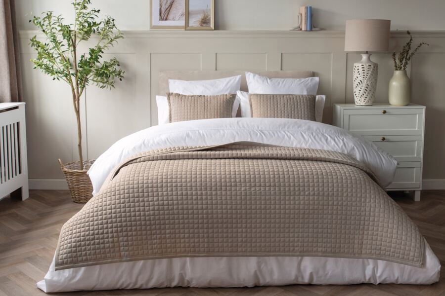 Crompton Quilted Throw