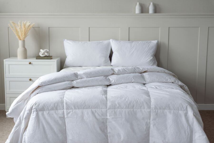 Luxury Duck Down & Feather 10.5 Tog Duvet Luxury Duck Down & Feather 10.5 Tog Duvet