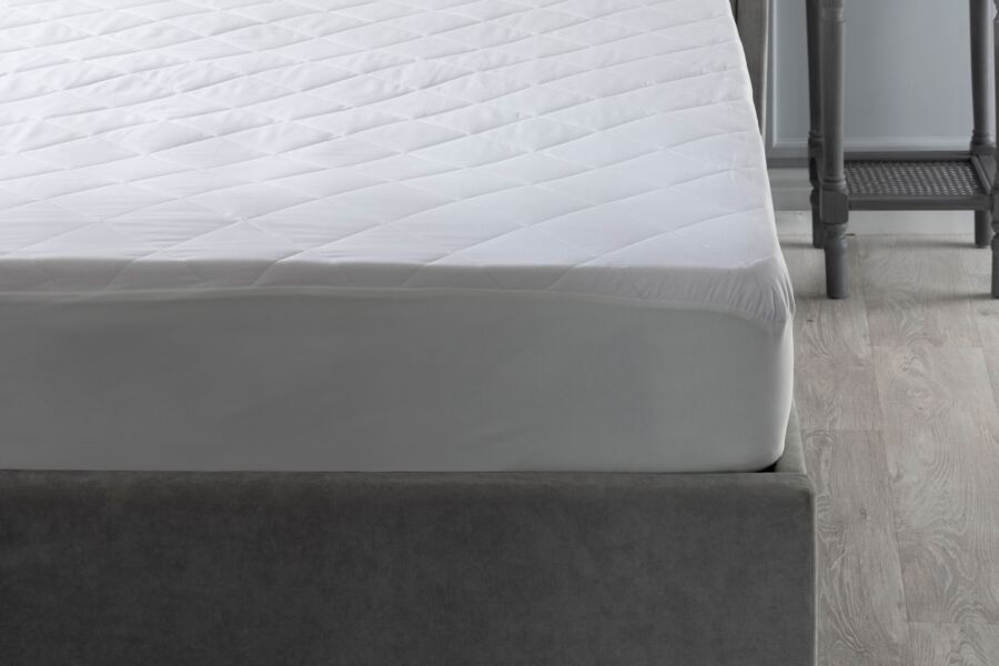 Hotel Suite 100% Cotton Filled Quilted Mattress Protector