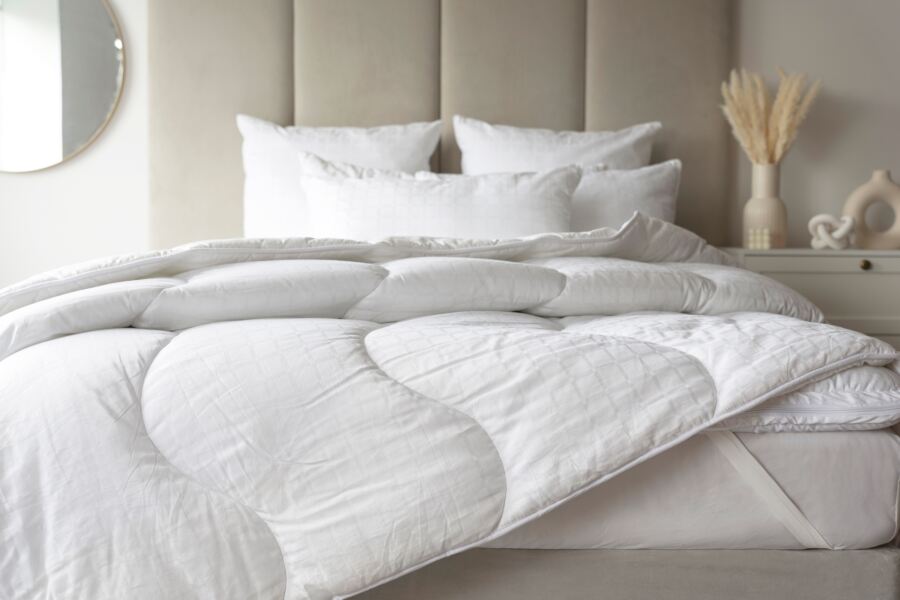 Hotel Suite Microfibre Filling 10.5 Tog Duvet