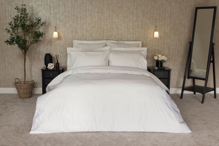 Pure Egyptian Cotton Sateen 1000 TC Duvet Set Pure Egyptian Cotton Sateen 1000 TC Duvet Set