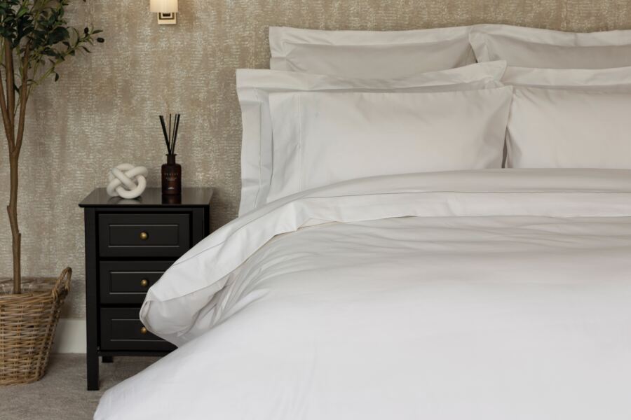 Pure Egyptian Cotton Sateen 1000 TC Duvet Set Pure Egyptian Cotton Sateen 1000 TC Duvet Set