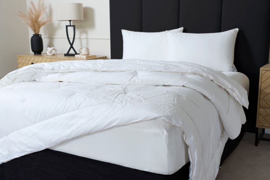 100% Mulberry Silk Filled Duvet