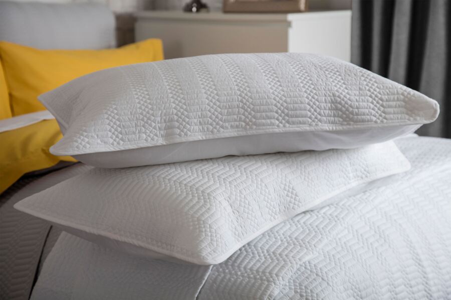 Stratford Continental Square Pillowsham Stratford Continental Square Pillowsham