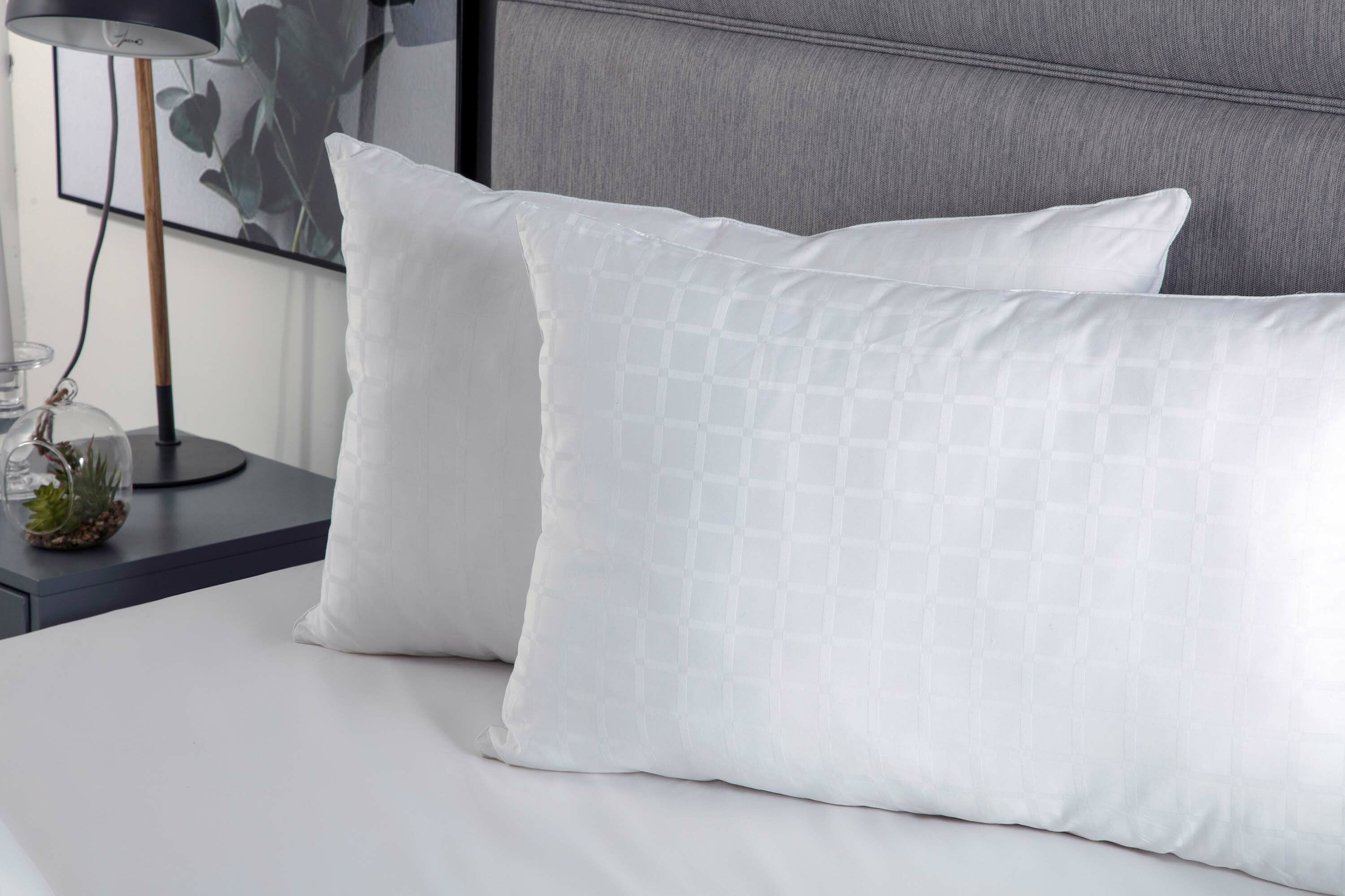 The Perfect Pillow Hotel Pillow